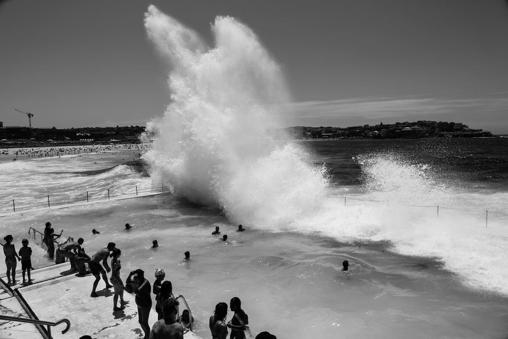 Making Waves  // LIMITED EDITION